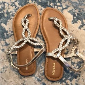 Merona Gold rope detail size 9 1/2 sandal